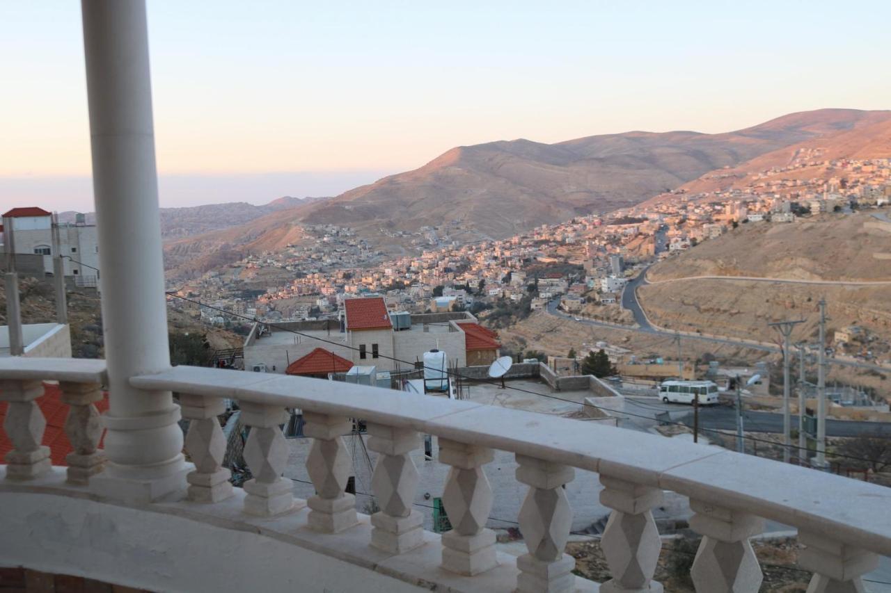 Panoramic View Hotel Wadi Musa Exterior photo